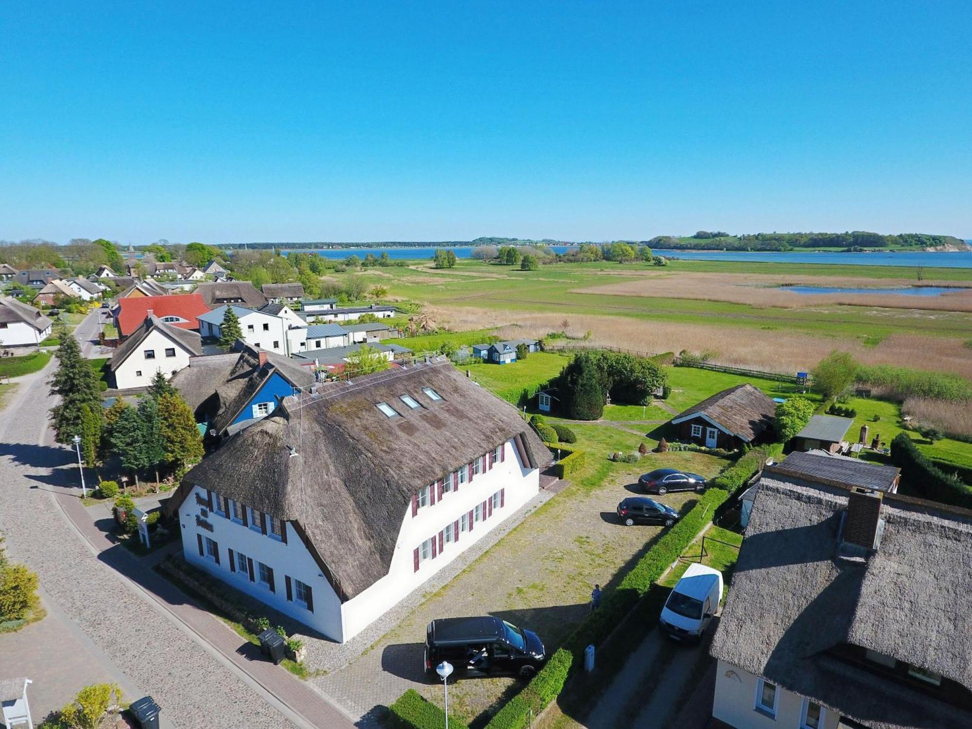 Haus Am Bodden Apartment Groß Zicker Bagian luar foto